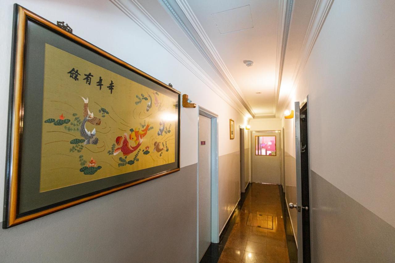 Fuji Khách sạn 2*